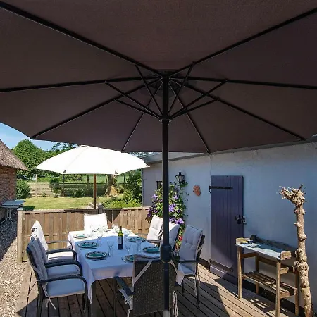 Tatil Evi Four-bedroom Holiday In Hojer Vragard