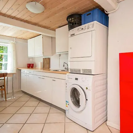 Tatil Evi Four-bedroom Holiday In Hojer *